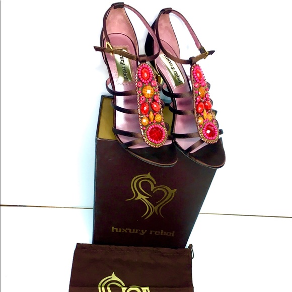 New Unworn Luxury Rebel Jewelled Shoes Size 7 /8 - Picture 5 of 6